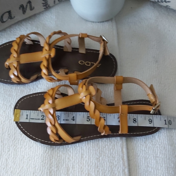 ALDO sandals leather brown mustard strappy - Picture 10 of 10